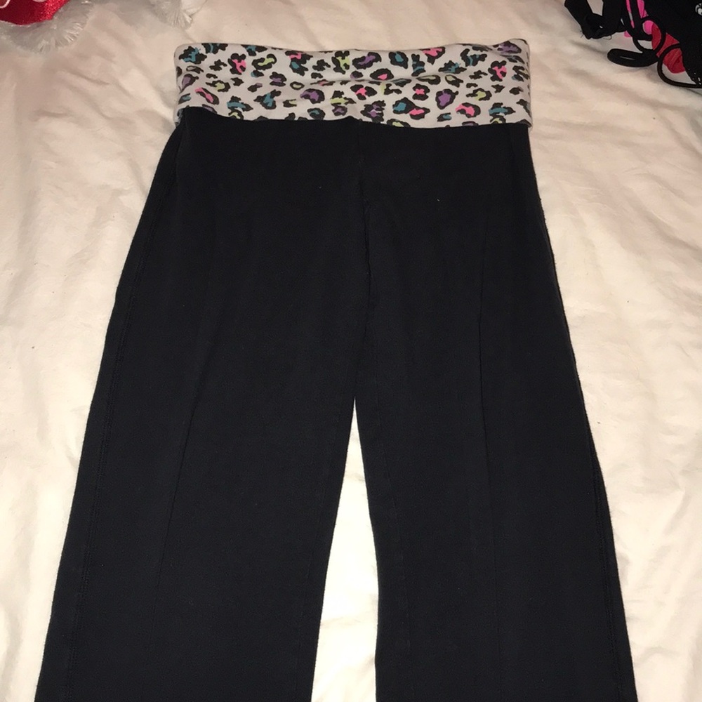 Long black yoga pants